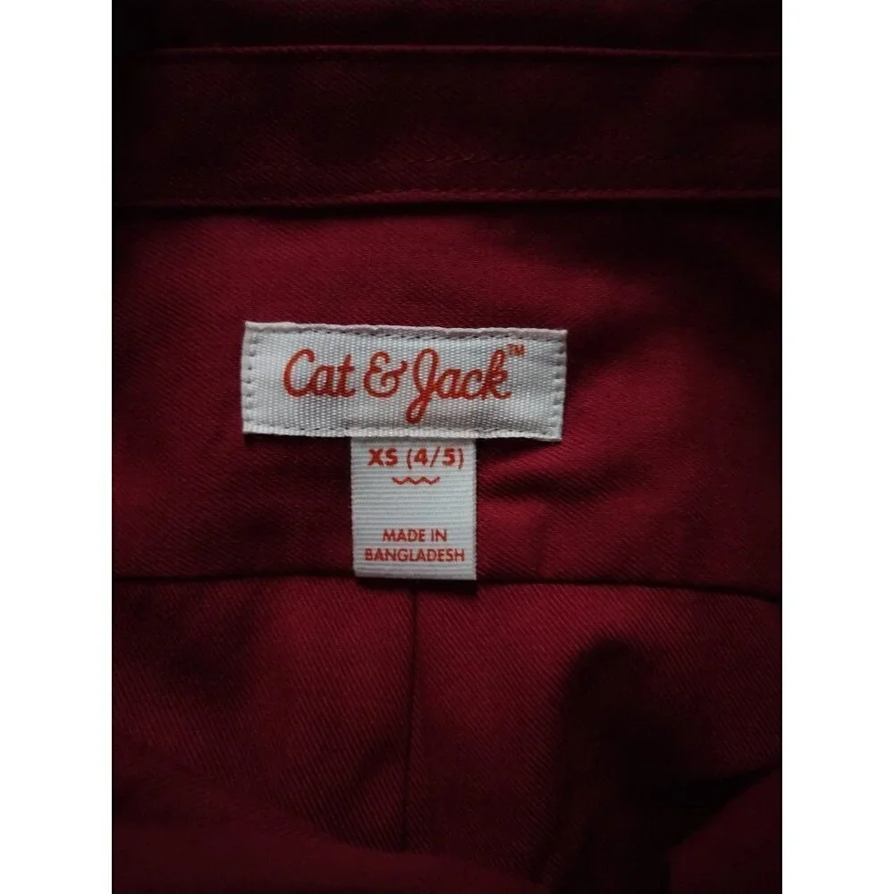 Cat & Jack Boys Long Sleeve Button-Up Shirt XS( 4/5 )Burgundy . NWT